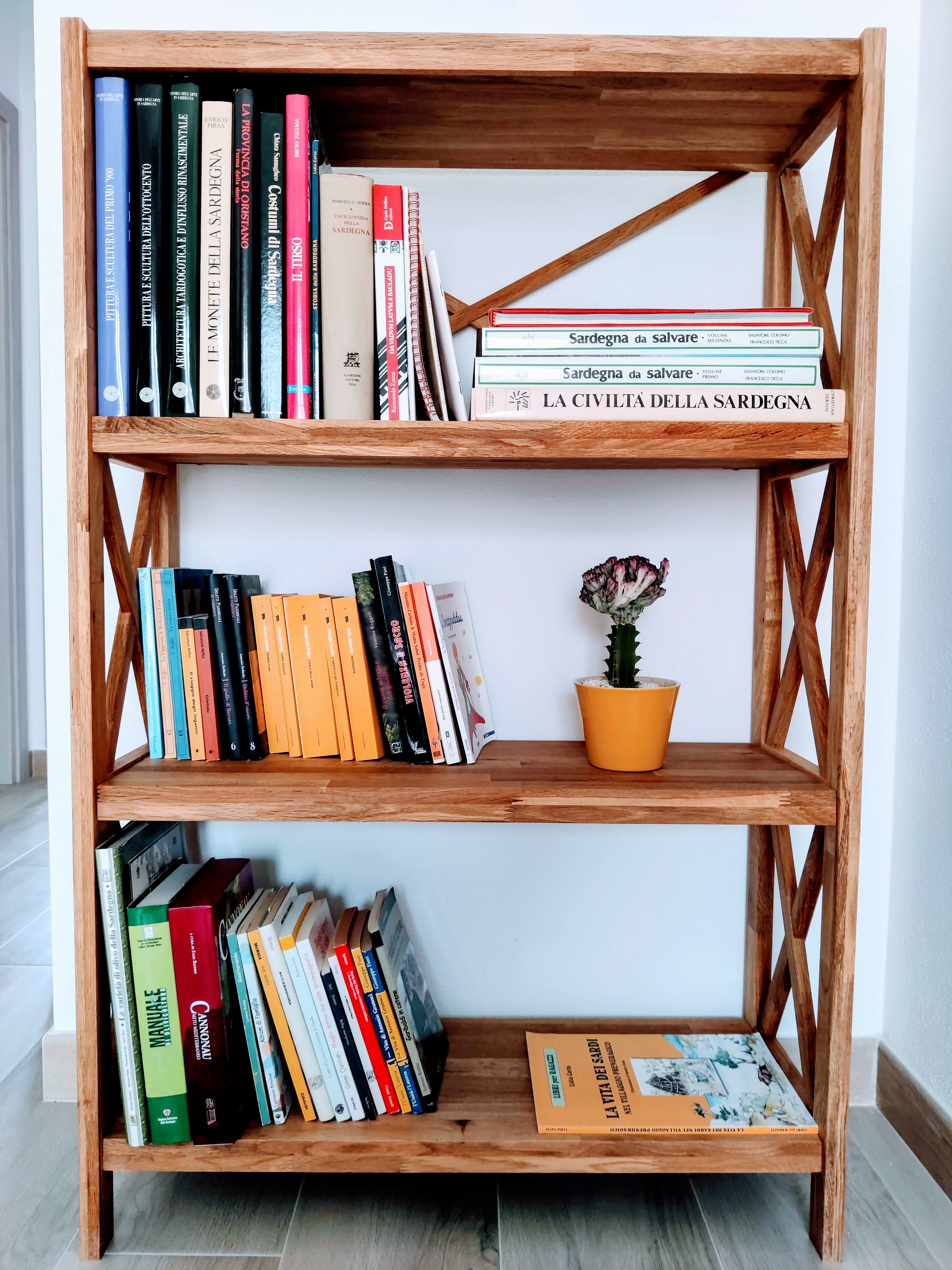 Sa Banita's curated Sardinian library