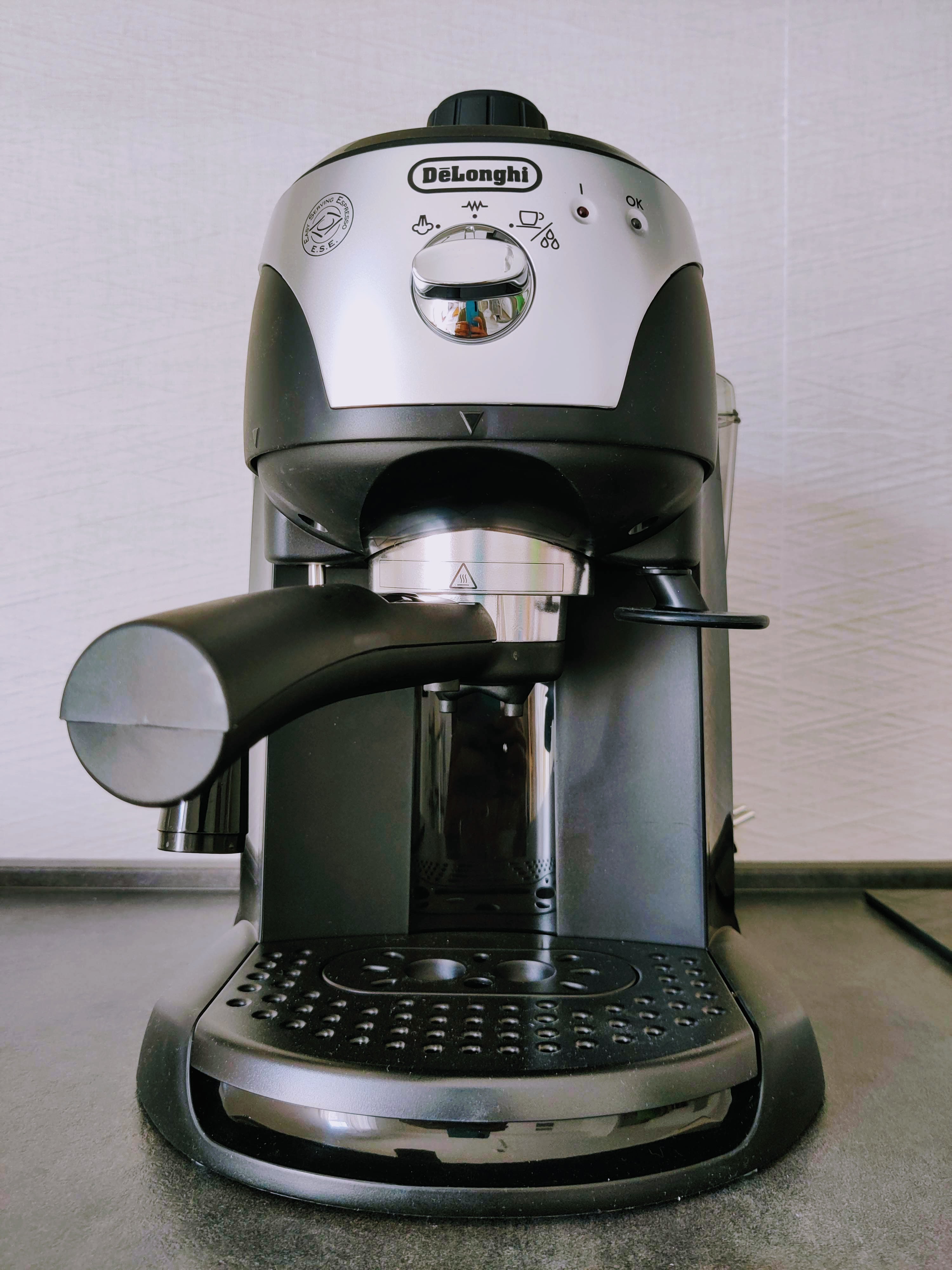 Morning espresso at Sa Banita